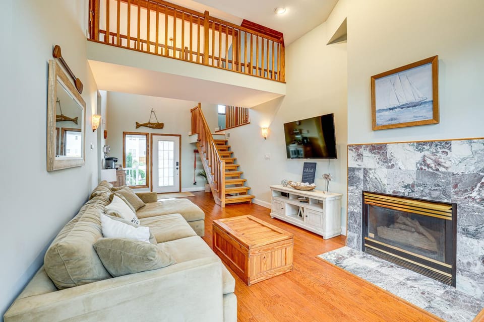 1 Block to Inlet Beach: Brigantine Family Home House in Brigantine