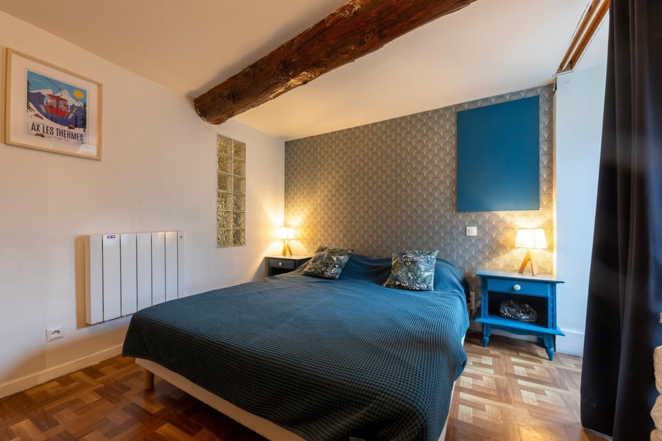 Living room, Bedroom