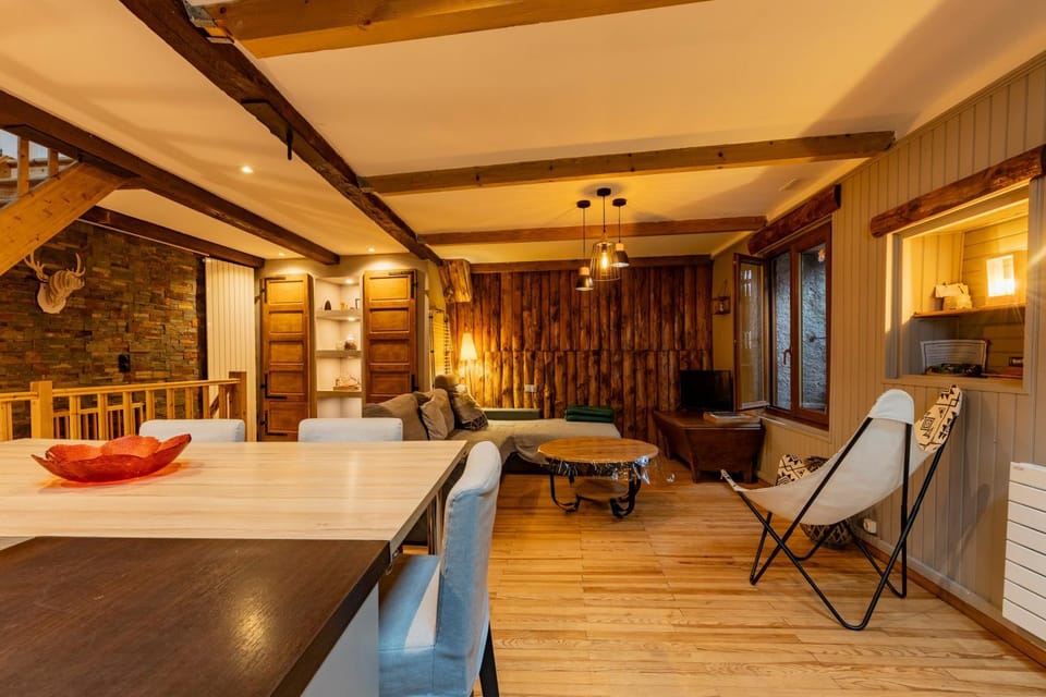 Property building, Living room