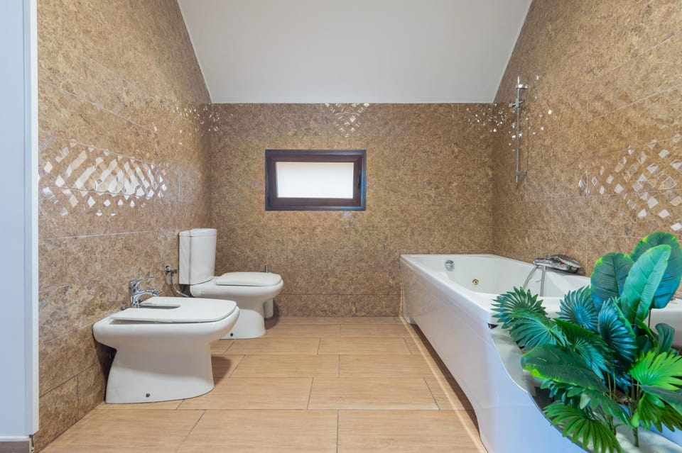 Bathroom, Living room