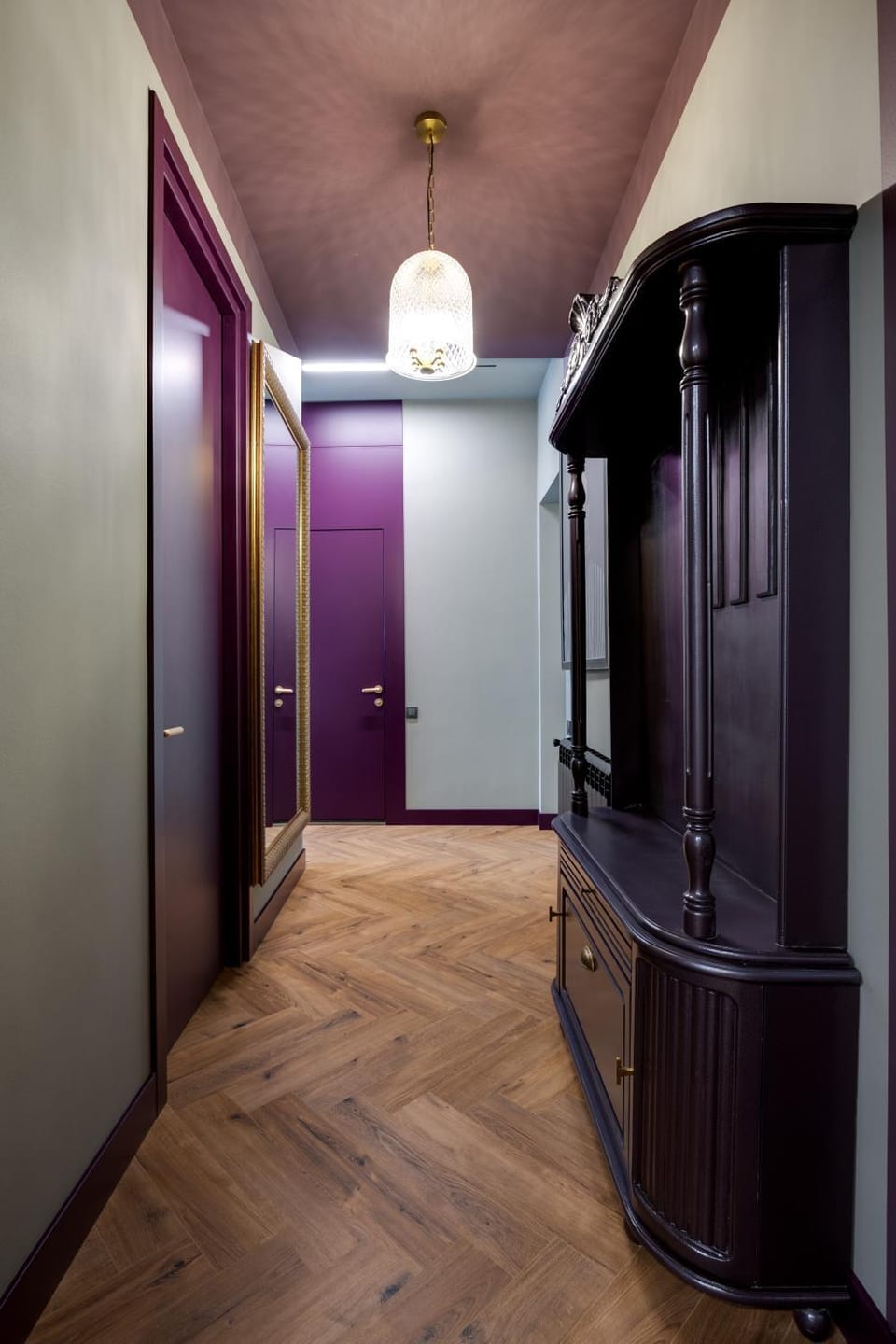 Facade/entrance, wardrobe