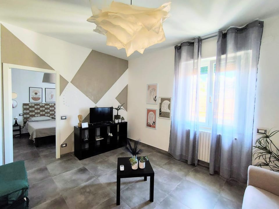 Living room, Photo of the whole room, Seating area, Bedroom