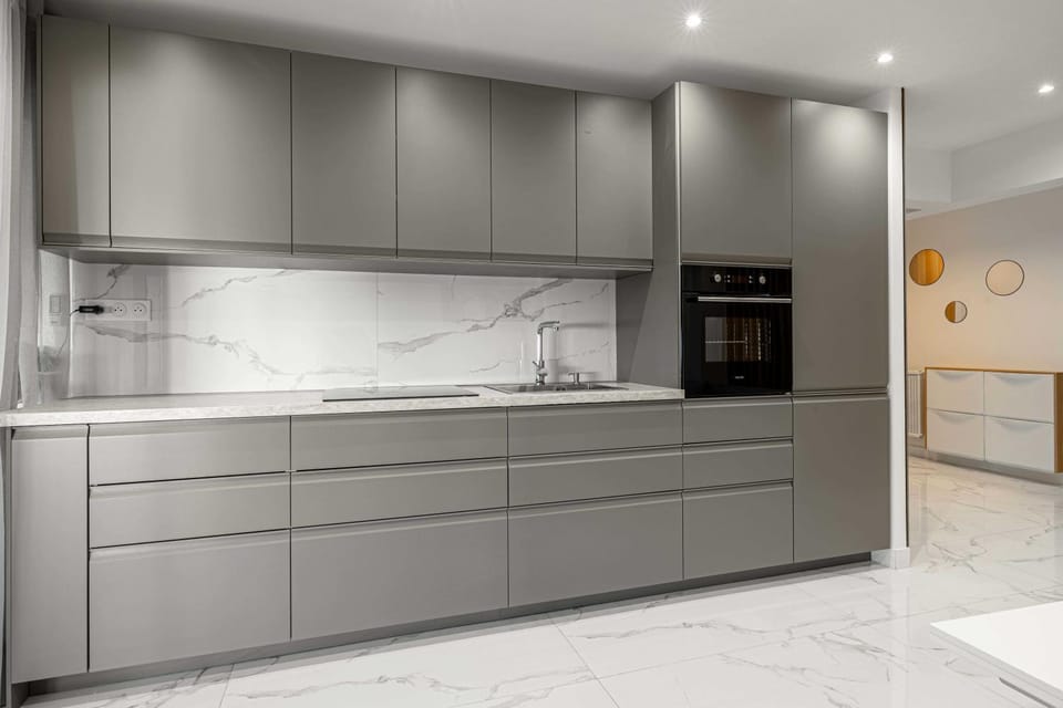 Kitchen or kitchenette, stove