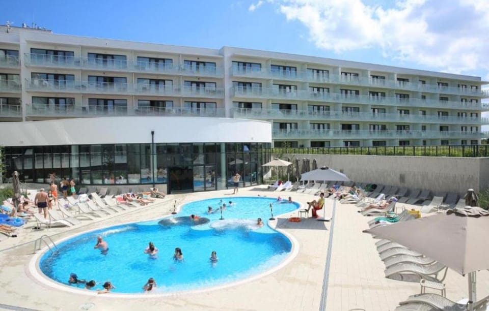 Day, People, Swimming pool, Swimming pool, children, sunbed
