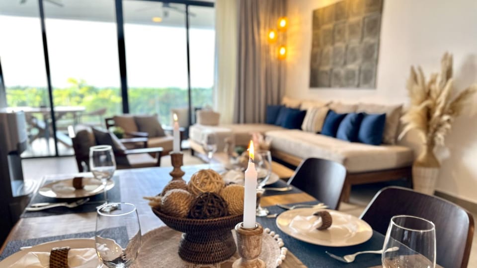 Living room, Seating area, Dining area, Sea view, internet, air conditioner