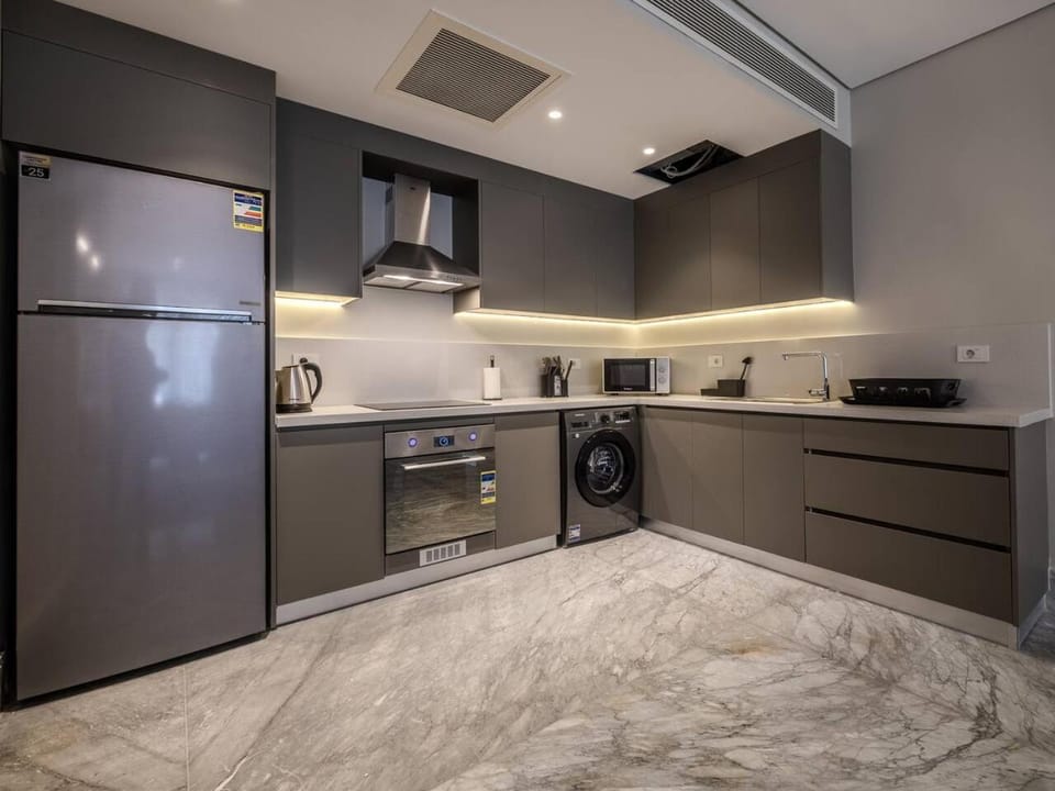 Elegant 2 Master Bedroom with Pool Access Apartment in New Cairo City