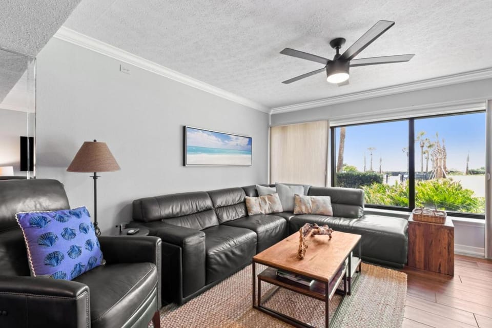 Amelia Surf and Racquet Club Condo - 1st Floor Ocean View - Pools - Tennis Courts - Sleeps 4 House in Amelia Island