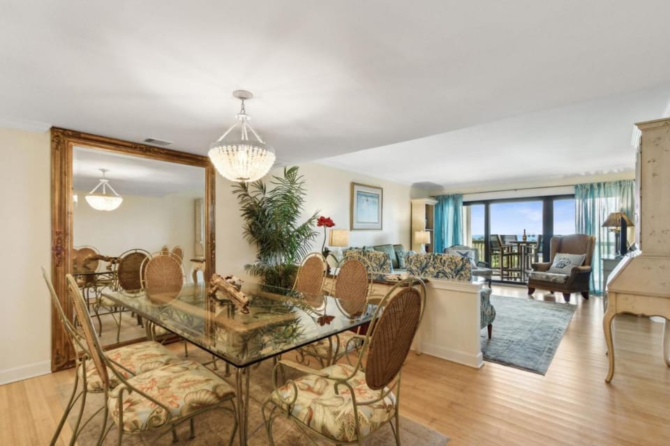 Amelia Surf and Racquet Club Condo - Ocean Front - 3rd Floor - Pools - Tennis Courts - Sleeps 4 House in Amelia Island