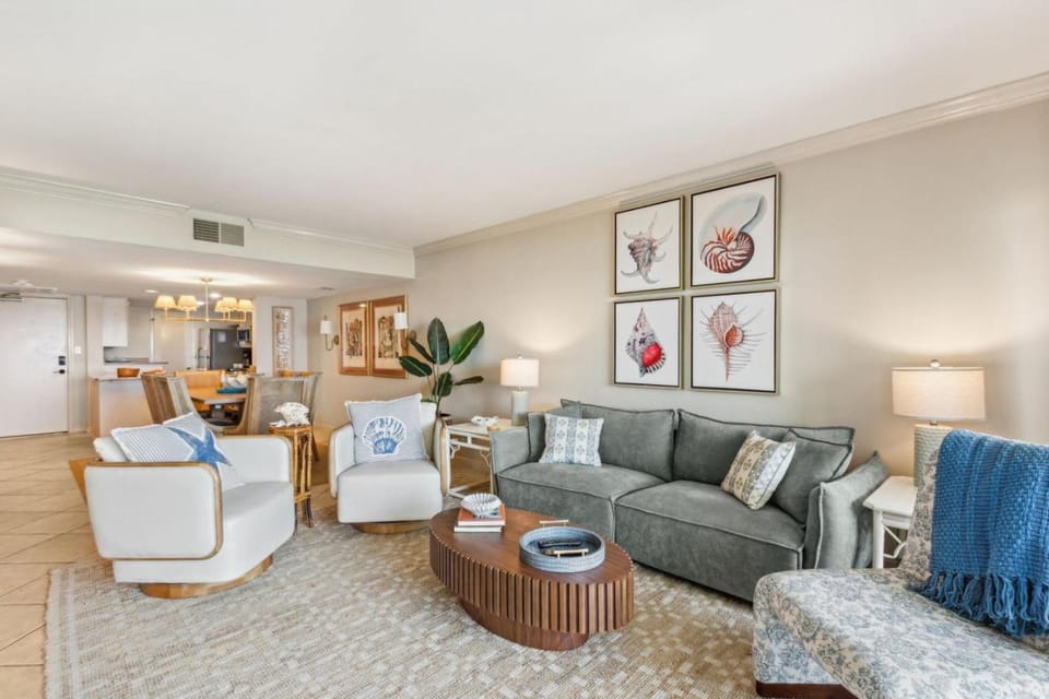 Amelia Surf and Racquet Club Condo - Ocean Front - 5th Floor - Pools - Tennis Courts - Sleeps 6 House in Amelia Island