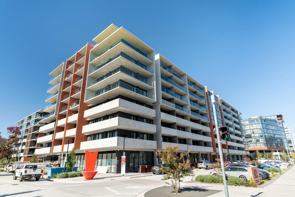 Property building, Street view