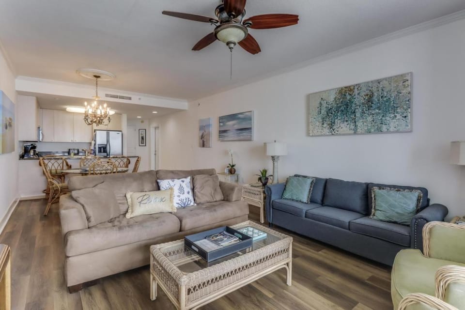 Seaside Serenity in Biloxi House in Biloxi