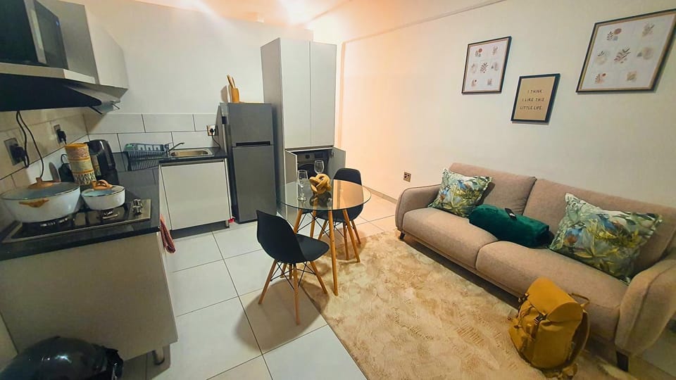 Kitchen or kitchenette, Living room, Dining area, stove