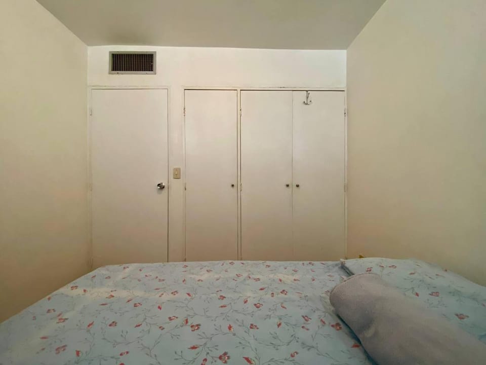 Bedroom, wardrobe