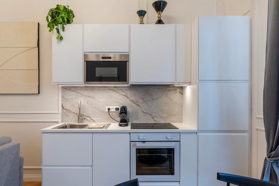 Castro Pretorio 21 - FromHometoRome Apartment in Rome