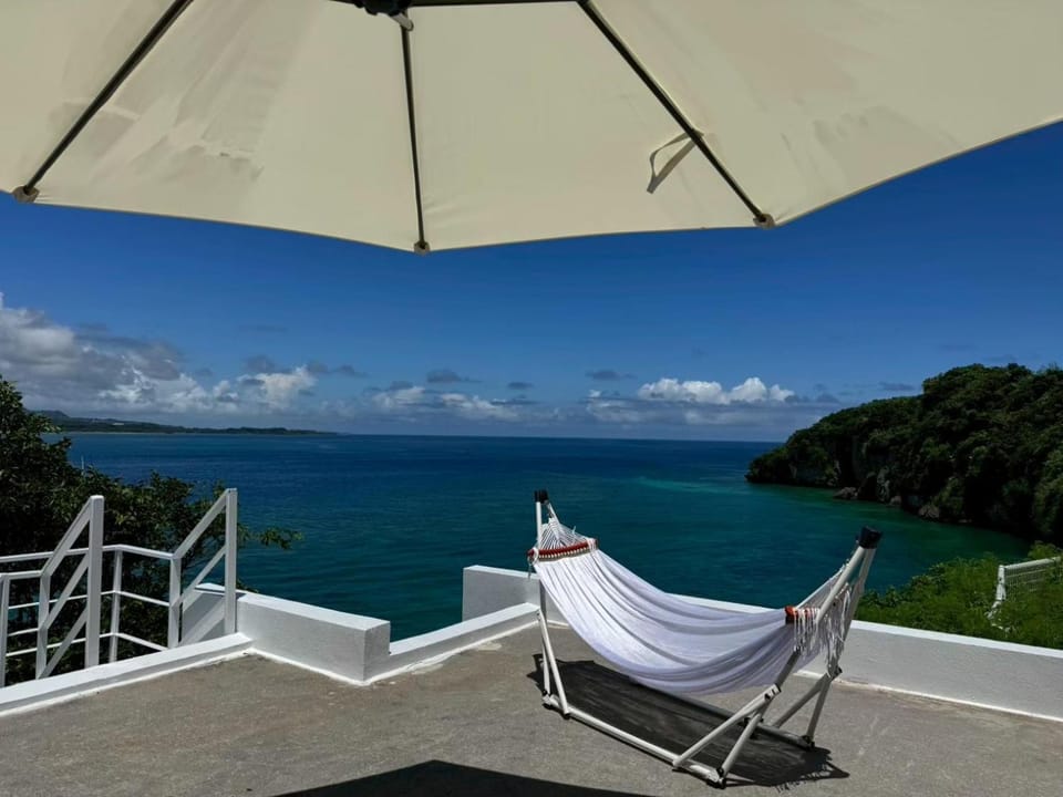 オーシャンフロントヴィラSerenity Point37 Villa in Okinawa Prefecture