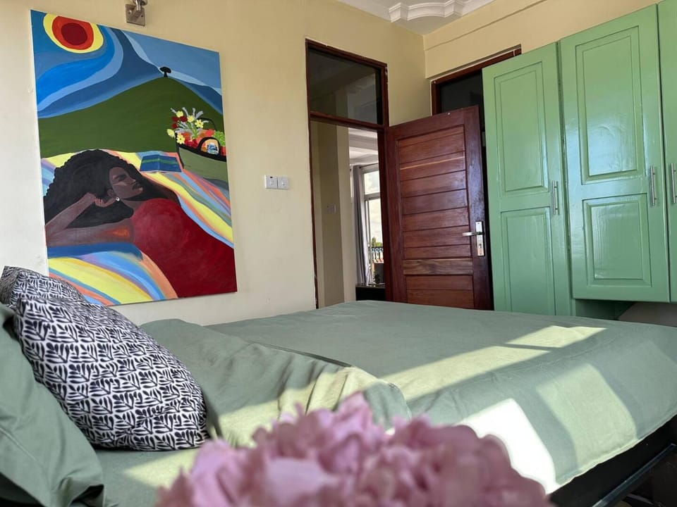 Breezy Kickback in Dar Apartment in City of Dar es Salaam