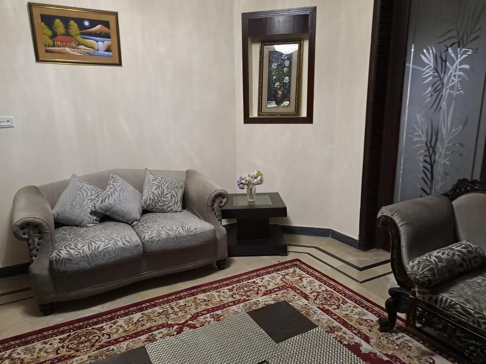 Florina Bed and Breakfast in Islamabad