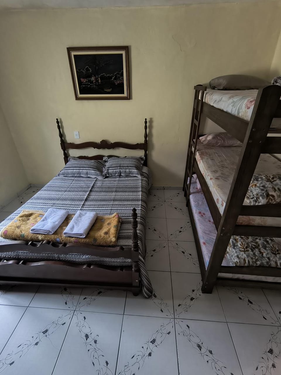 Hospedaria Allecrim Bed and Breakfast in Santo André