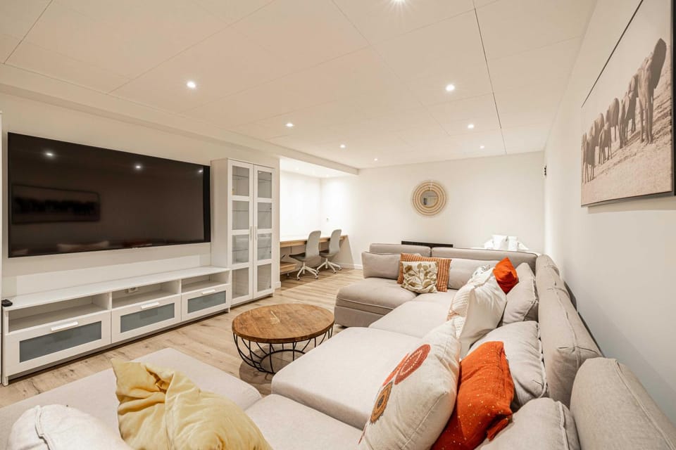 TV and multimedia, Living room