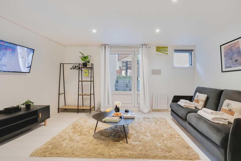 Spacious apartment-2BR-4P Apartment in Île-de-France