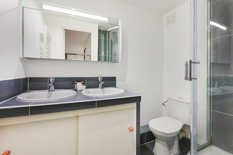 Spacious apartment-2BR-4P Apartment in Île-de-France