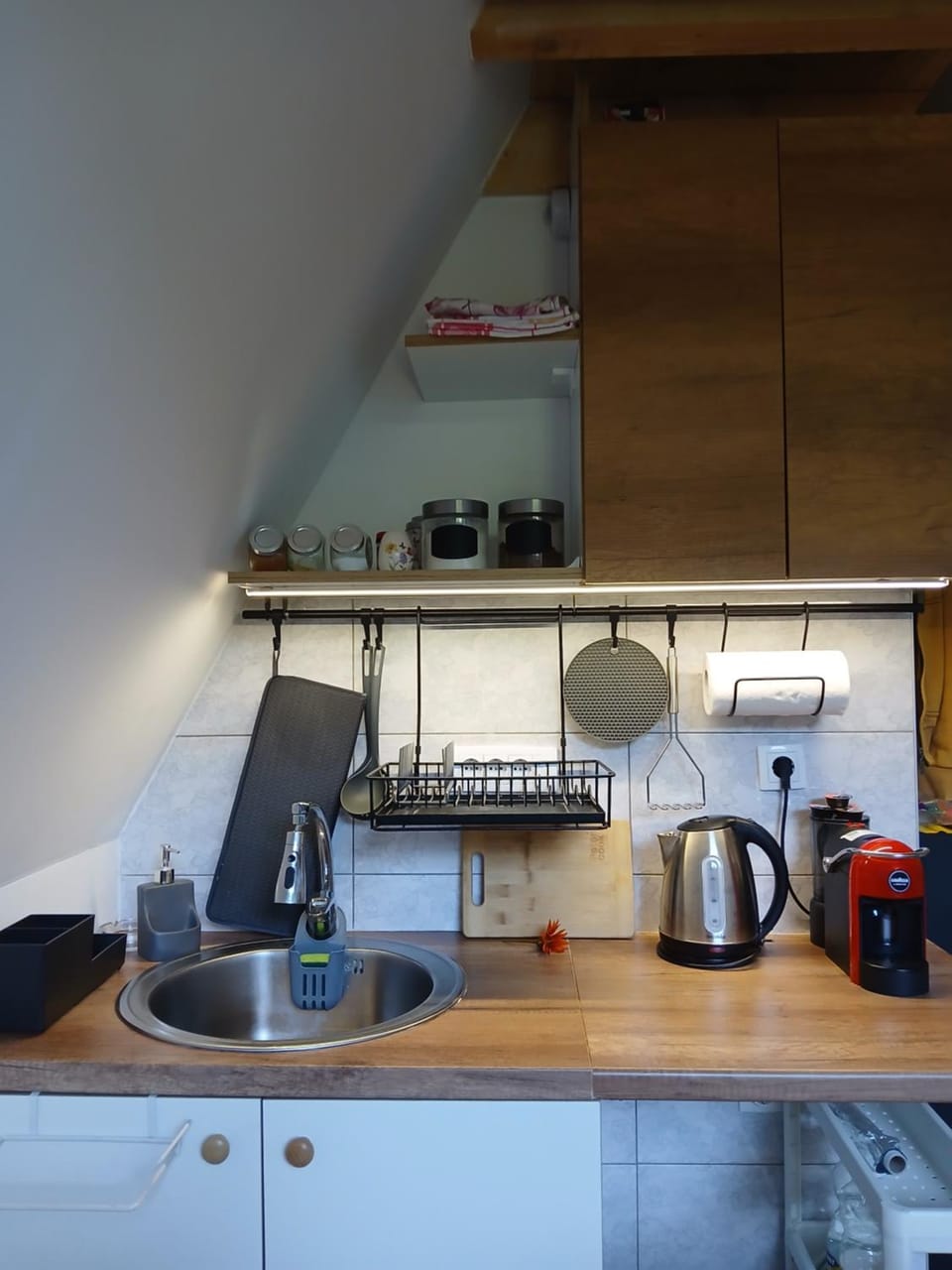Coffee/tea facilities, Kitchen or kitchenette