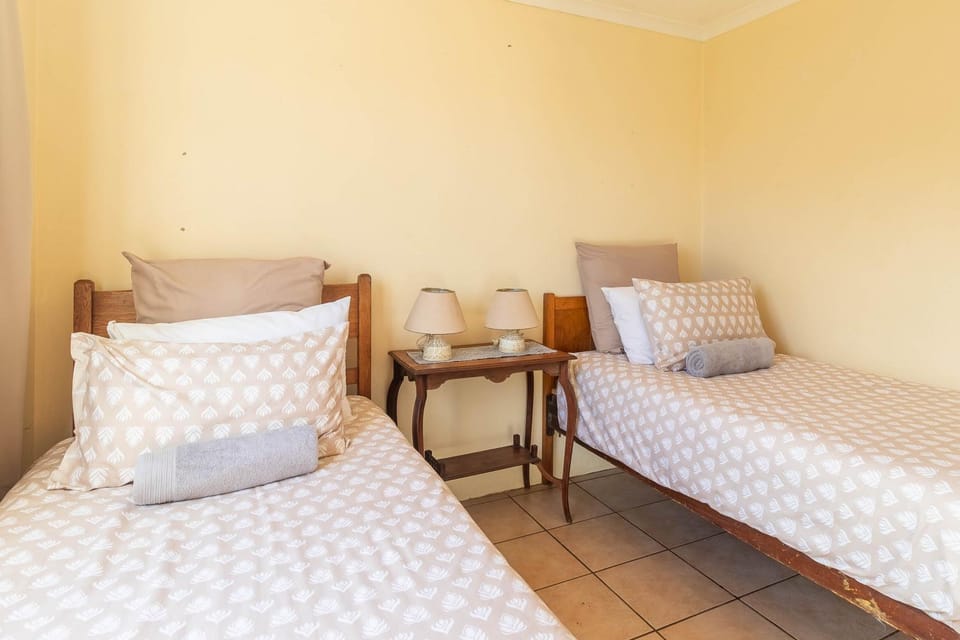 Sunset Cottage House in Eastern Cape