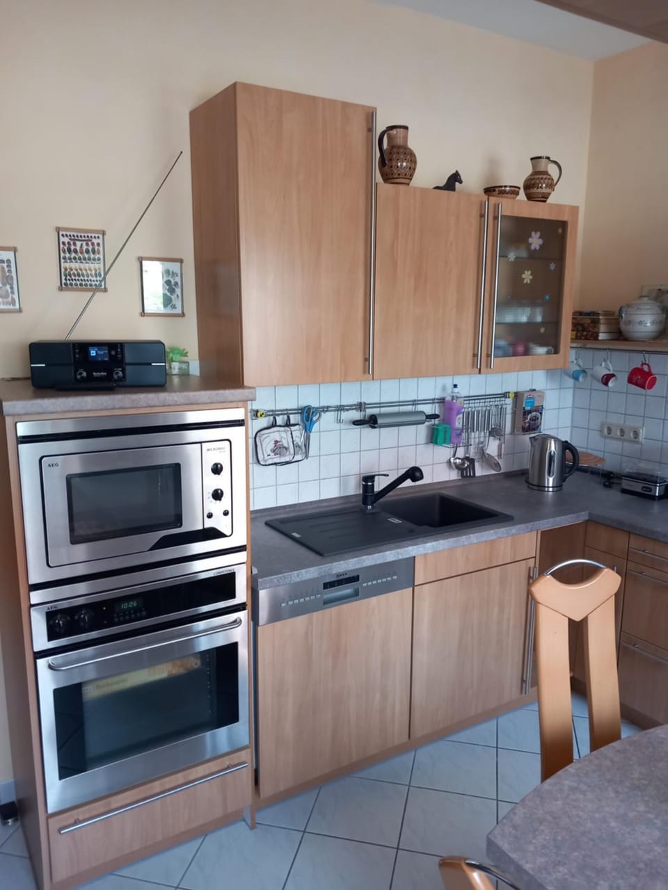 Kitchen or kitchenette, Dining area, dishwasher