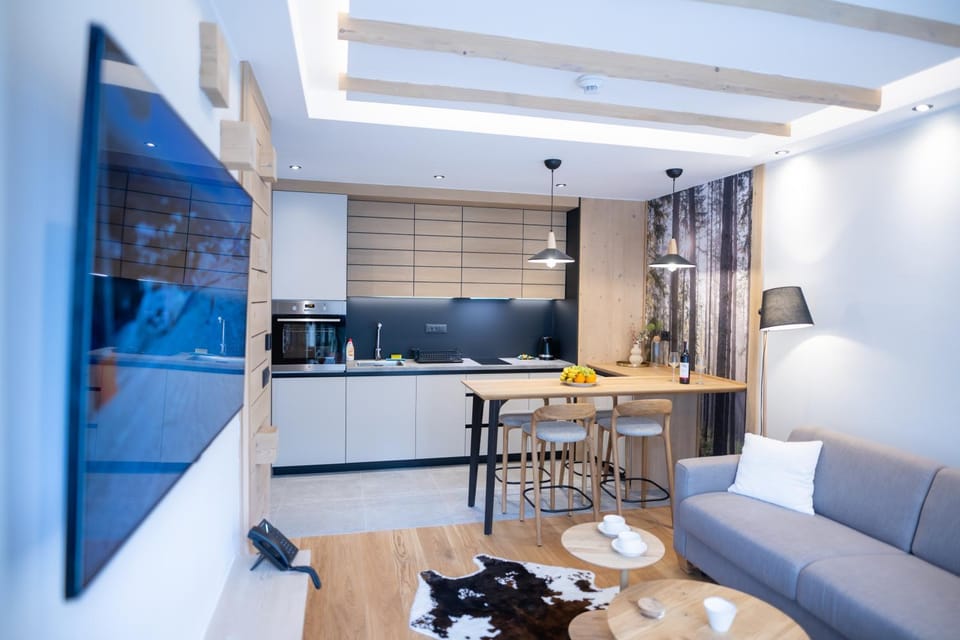 Living room, Dining area, kitchen