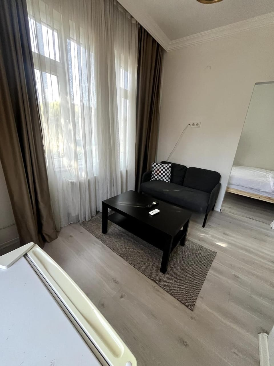 Bed, Living room, Photo of the whole room, Seating area, Bedroom