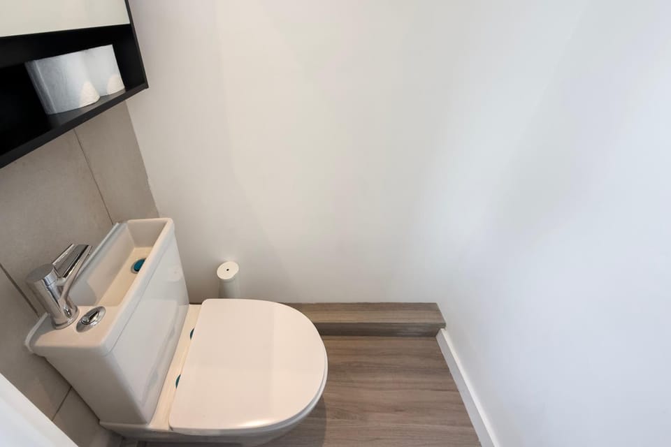 Toilet, Bathroom