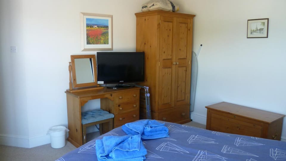 TV and multimedia, Bedroom