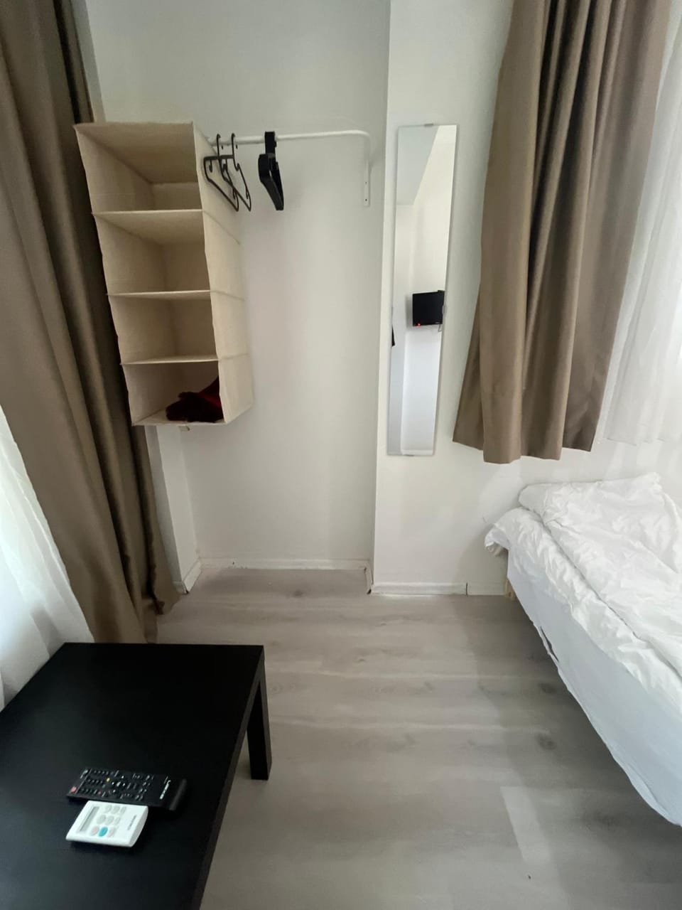 Bed, TV and multimedia, Bedroom, wardrobe