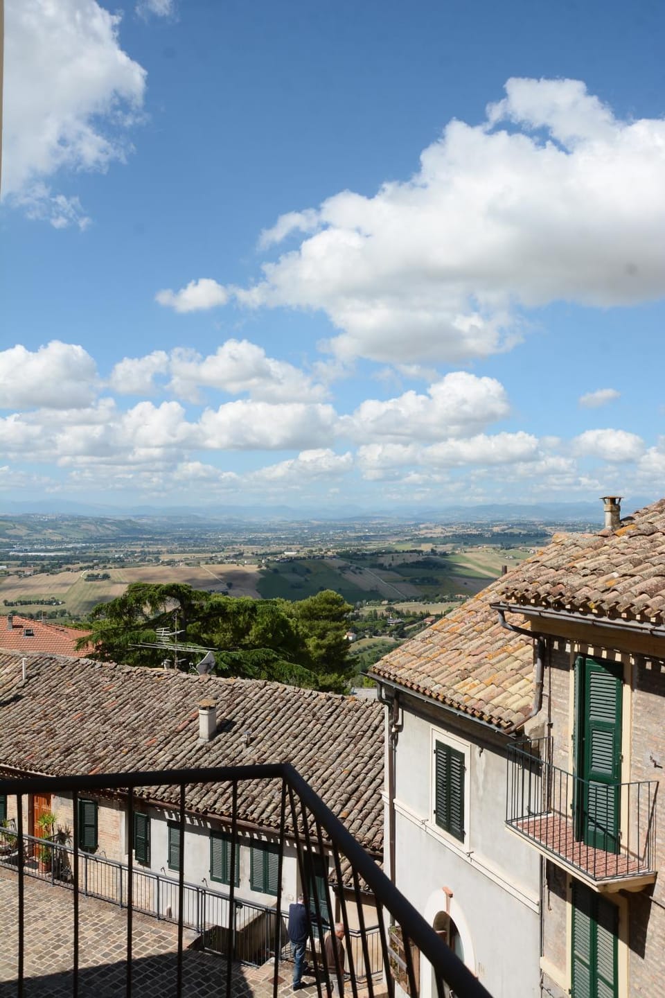 Property building, Natural landscape, View (from property/room), Balcony/Terrace, Landmark view, Mountain view