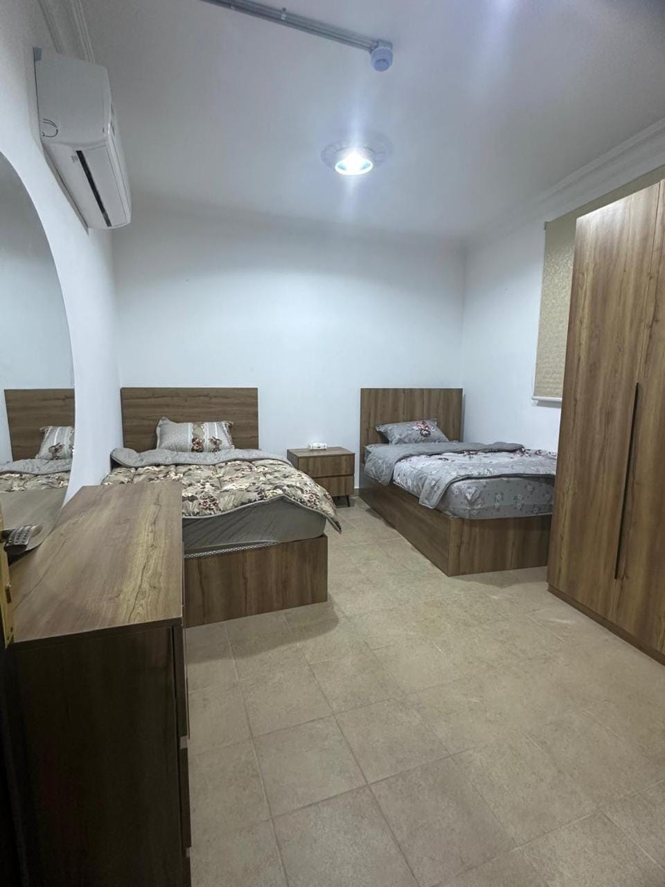 Photo of the whole room, Bedroom, air conditioner