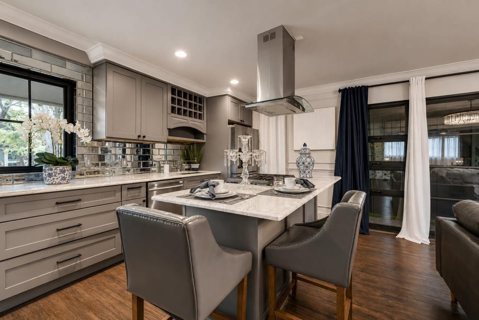 Spacious One-Bedroom Suite House in Dallas