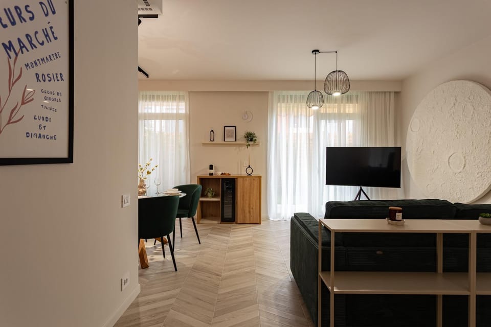 Sika Moon Garden Apartment - cazare premium Arad - self check-in Apartment in Hungary