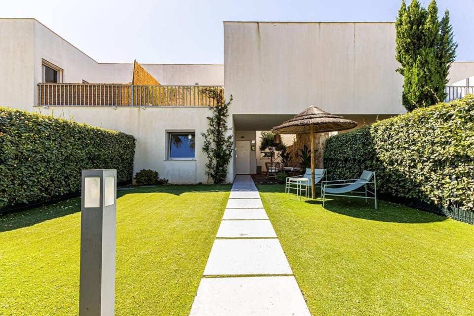 Garden, Garden view