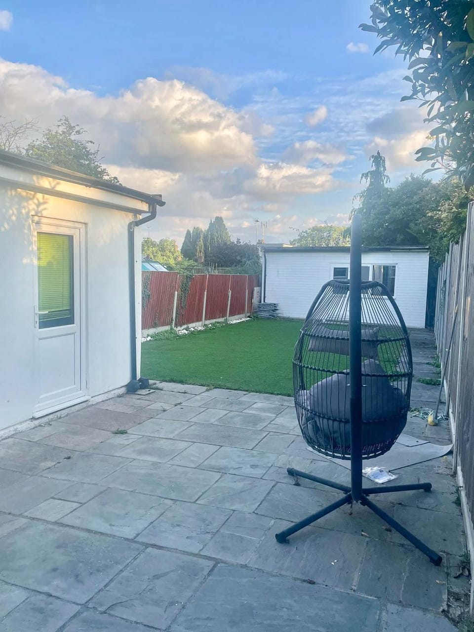 Patio, Garden, Garden view, sunbed