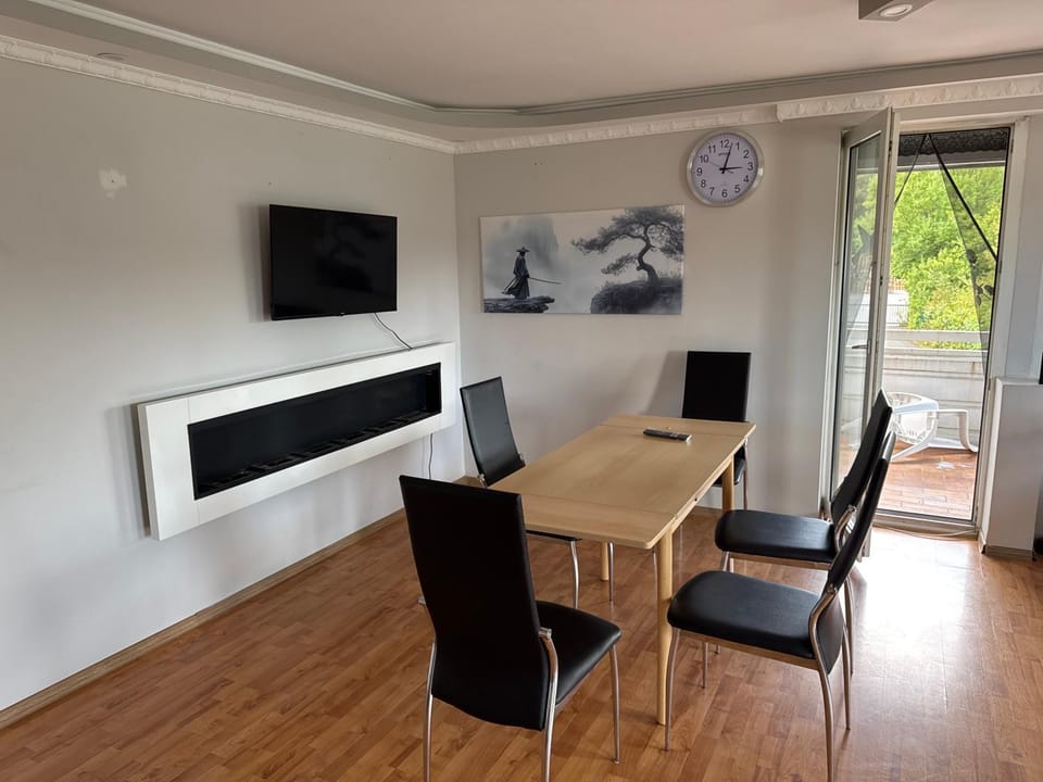 TV and multimedia, Living room