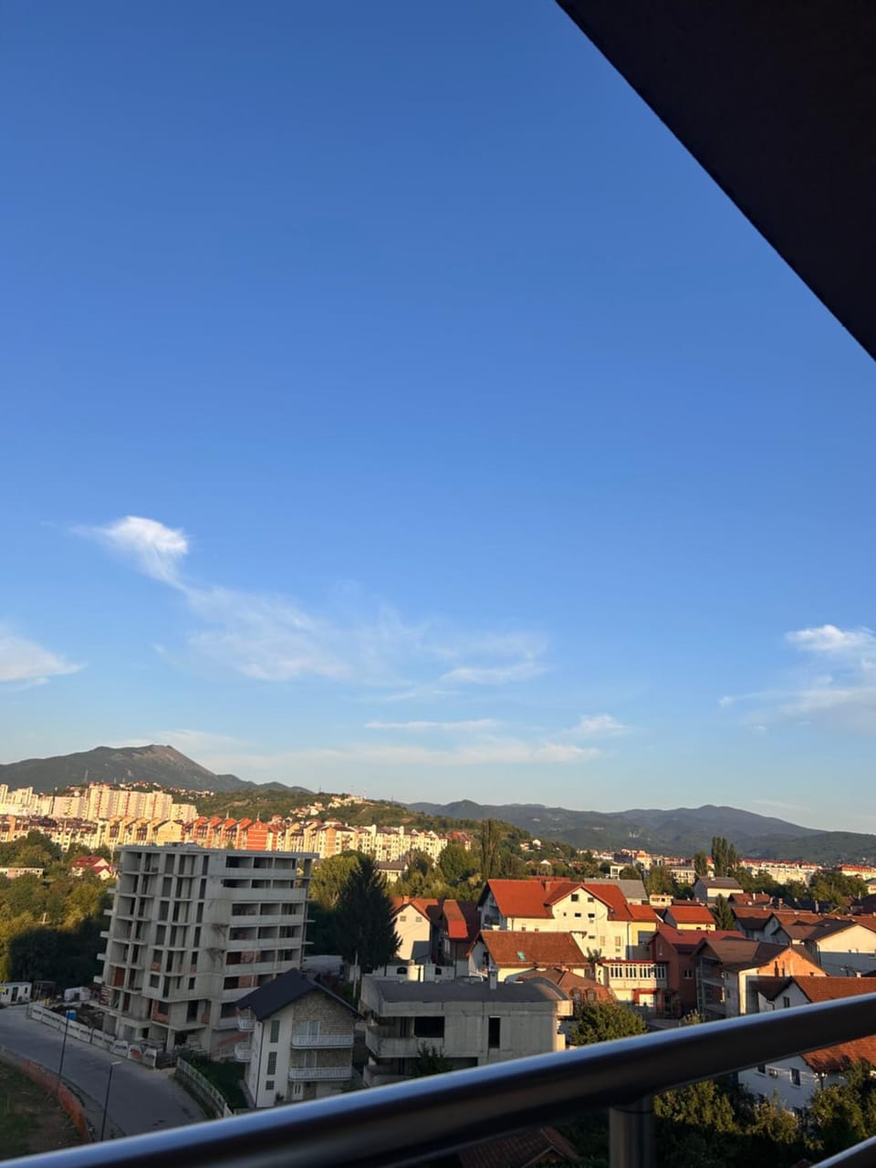 Atila City Light Room Apartment in Sarajevo