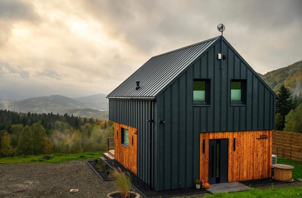 Property building, Natural landscape, Mountain view