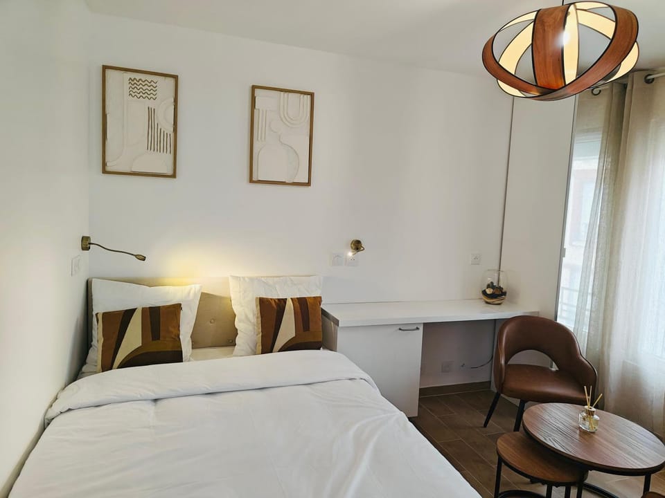Le Nid de Paris Pleyel Apartment in Saint-Denis, France