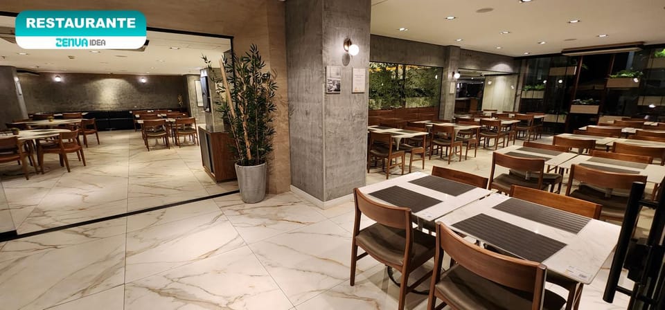 Restaurant/places to eat, Lounge or bar