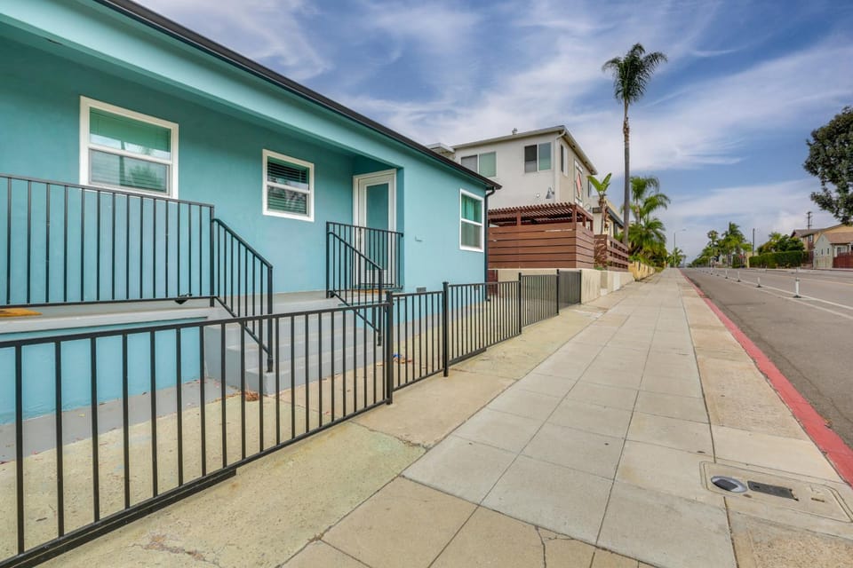 Hip Walkable Neighborhood: Condo in San Diego House in San Diego