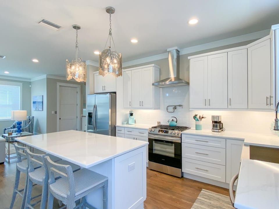135 Island Escape- 5BR Home with Pool and Spa! home House in Estero Island