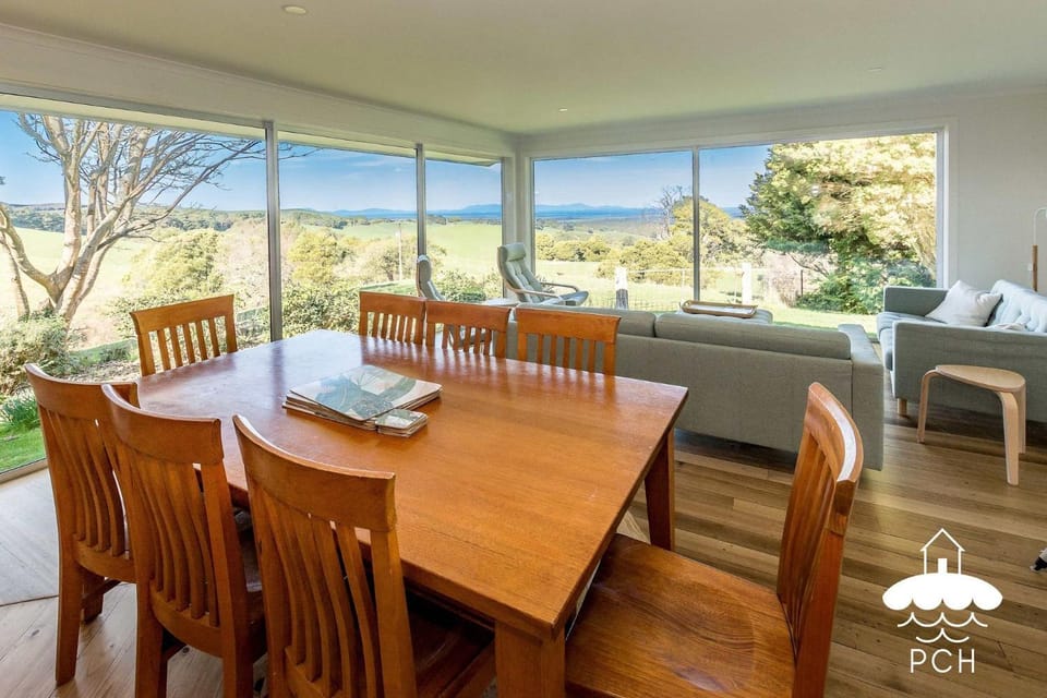 Ameys Ridge Stay 3 Pay 2 Winter Special House in Foster