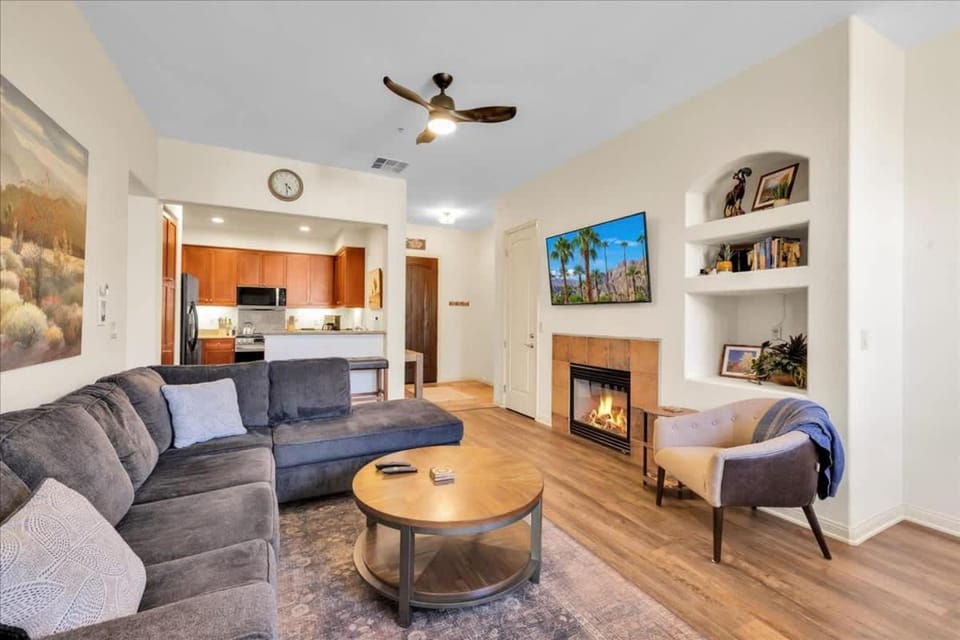 Charming Remodeled Legacy Villa #A Apartment in Indian Wells