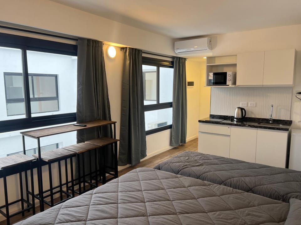Bed, Kitchen or kitchenette, Bedroom