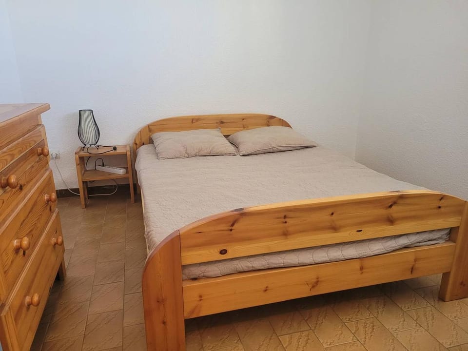 Joli T2 Cabine 5 Pers, Terrasse, Parking privé, Palavas - FR-1-559-46 Cabin in Palavas-les-Flots